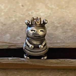 Authentic Pandora queen bee silver and 14k